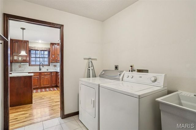 4 Cedar Point, Collinsville, IL 62234