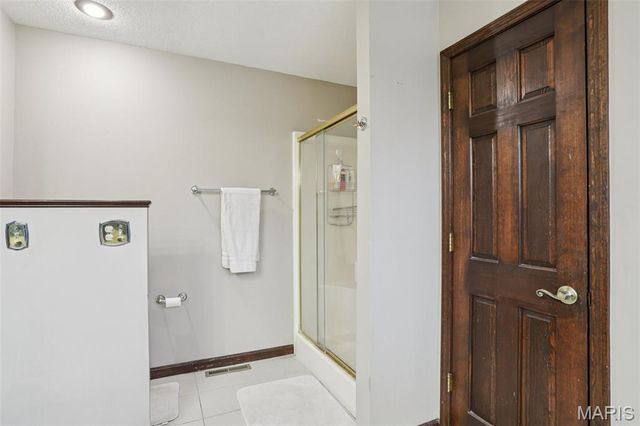 4 Cedar Point, Collinsville, IL 62234