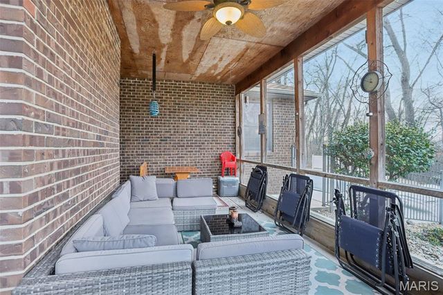 4 Cedar Point, Collinsville, IL 62234