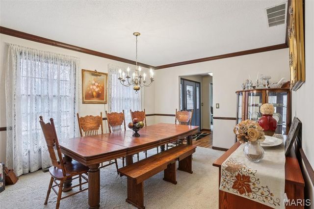 4 Cedar Point, Collinsville, IL 62234