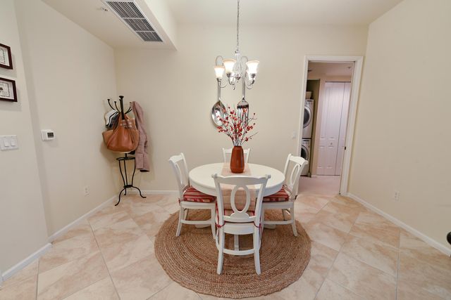 403 S SAPODILLA Avenue 817, West Palm Beach, FL 33401