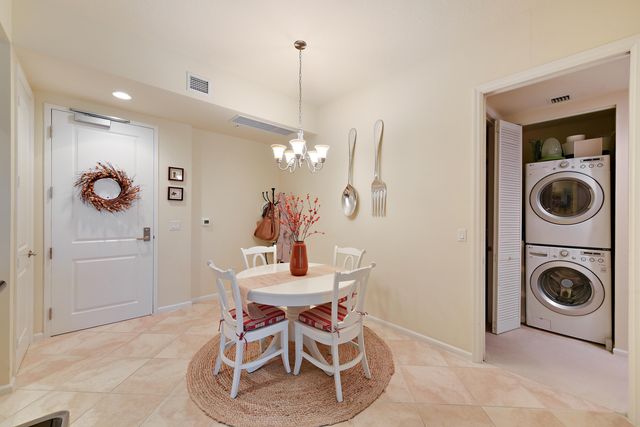 403 S SAPODILLA Avenue 817, West Palm Beach, FL 33401