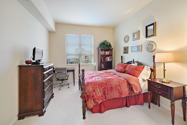 403 S SAPODILLA Avenue 817, West Palm Beach, FL 33401