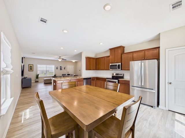 129 Wood Hill Drive, Smiths Station, AL 36877