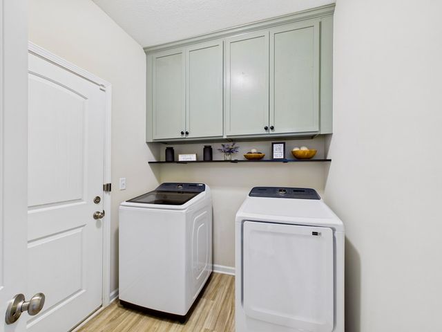 129 Wood Hill Drive, Smiths Station, AL 36877