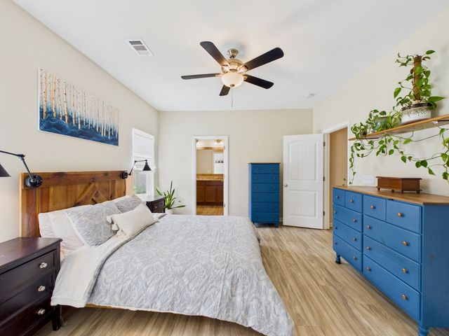 129 Wood Hill Drive, Smiths Station, AL 36877