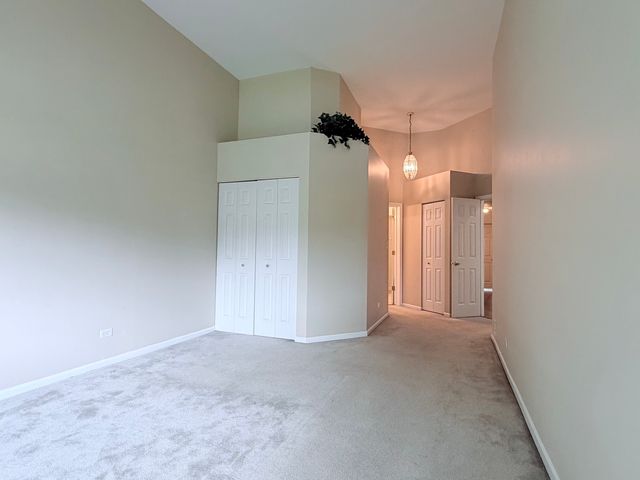 1146 Bristol Lane 1146, Buffalo Grove, IL 60089