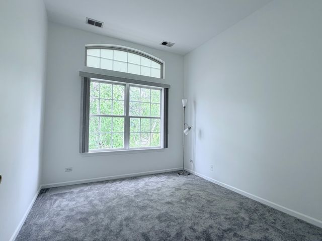 1146 Bristol Lane 1146, Buffalo Grove, IL 60089