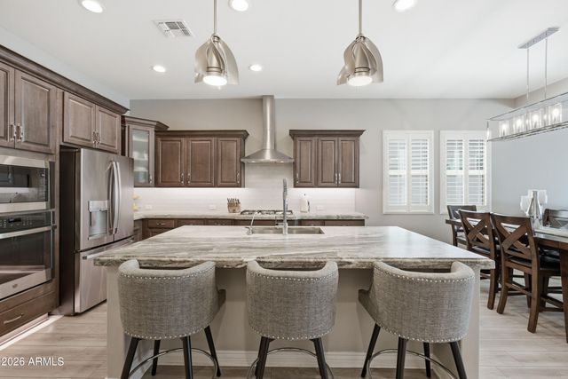 3825 E ARABIAN Drive, Gilbert, AZ 85296
