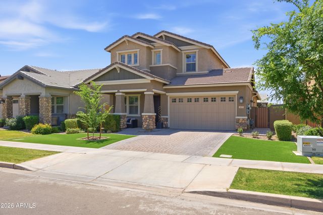 3825 E ARABIAN Drive, Gilbert, AZ 85296