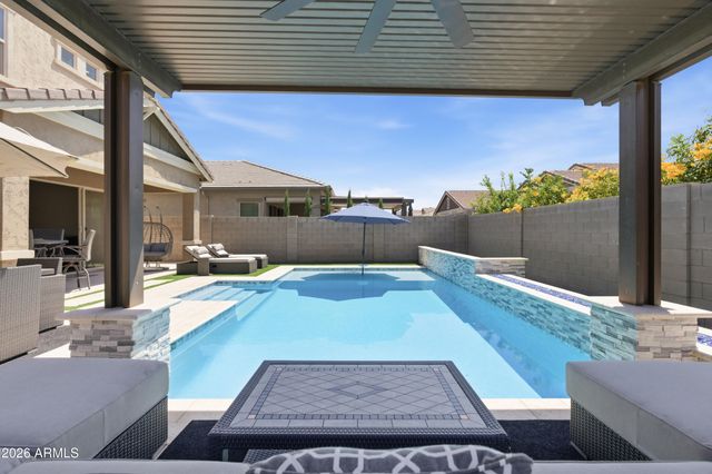 3825 E ARABIAN Drive, Gilbert, AZ 85296