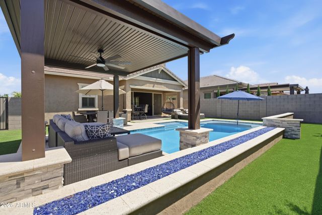 3825 E ARABIAN Drive, Gilbert, AZ 85296