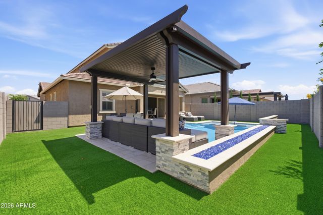 3825 E ARABIAN Drive, Gilbert, AZ 85296