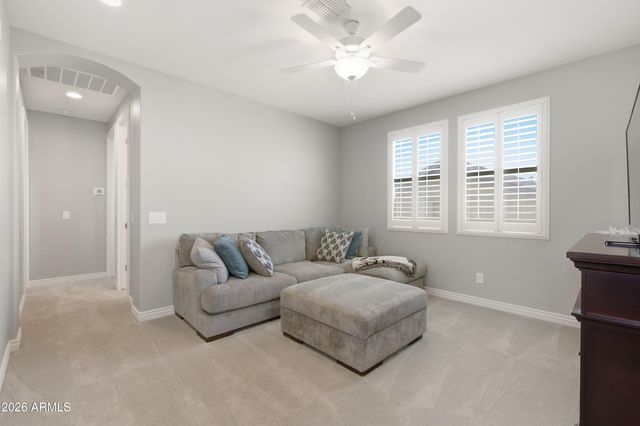 3825 E ARABIAN Drive, Gilbert, AZ 85296