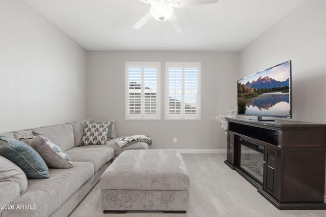 3825 E ARABIAN Drive, Gilbert, AZ 85296