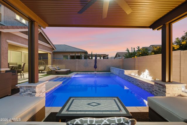 3825 E ARABIAN Drive, Gilbert, AZ 85296