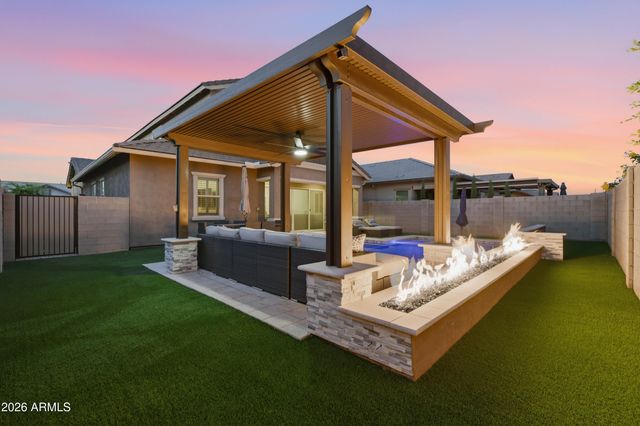3825 E ARABIAN Drive, Gilbert, AZ 85296