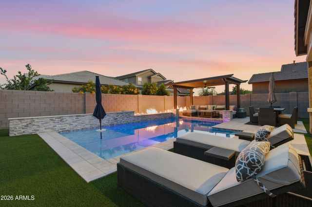 3825 E ARABIAN Drive, Gilbert, AZ 85296