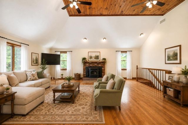 30 Parker Road, Dracut, MA 01826