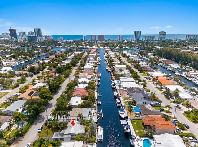 2472 SE 13th Court, Pompano Beach, FL 33062