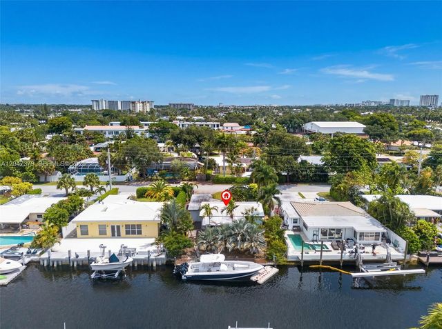 2472 SE 13th Court, Pompano Beach, FL 33062