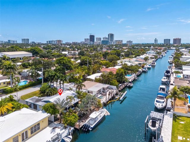 2472 SE 13th Court, Pompano Beach, FL 33062