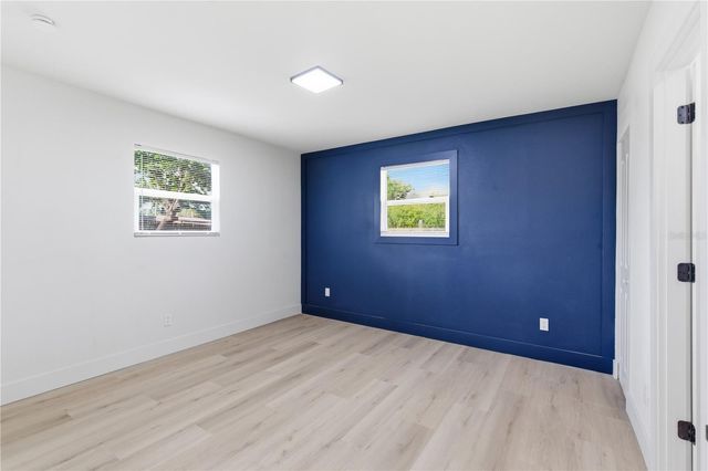 7924 DAHLIA AVENUE, Tampa, FL 33619
