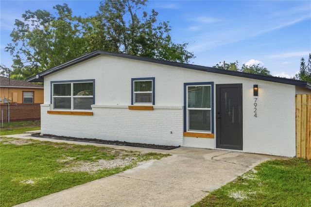 7924 DAHLIA AVENUE, Tampa, FL 33619