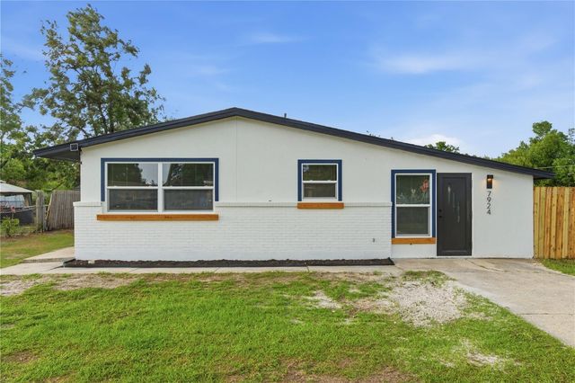 7924 DAHLIA AVENUE, Tampa, FL 33619