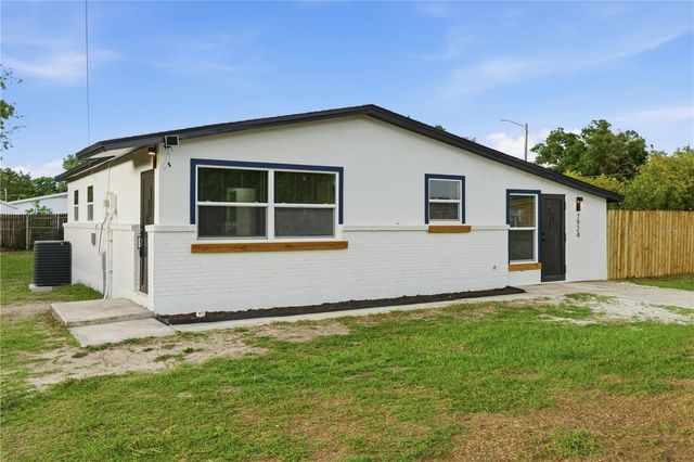 7924 DAHLIA AVENUE, Tampa, FL 33619