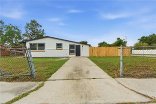 7924 DAHLIA AVENUE, Tampa, FL 33619