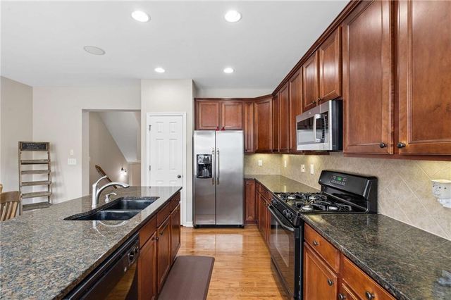 503 Grove Field Court, Suwanee, GA 30024