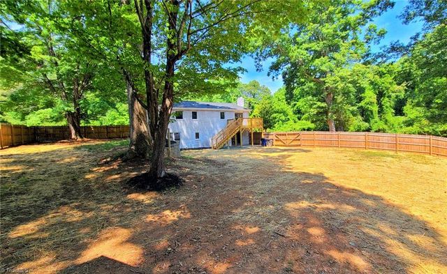 4665 Hildebrand Drive, Winston-salem, NC 27106