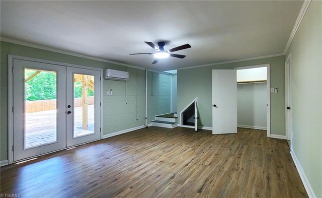 4665 Hildebrand Drive, Winston-salem, NC 27106