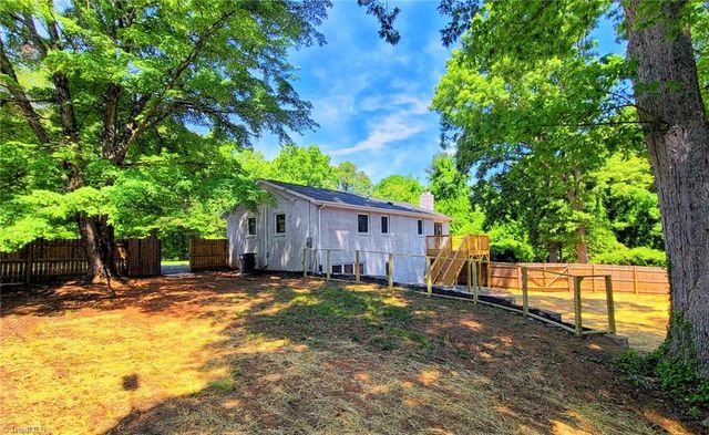 4665 Hildebrand Drive, Winston-salem, NC 27106