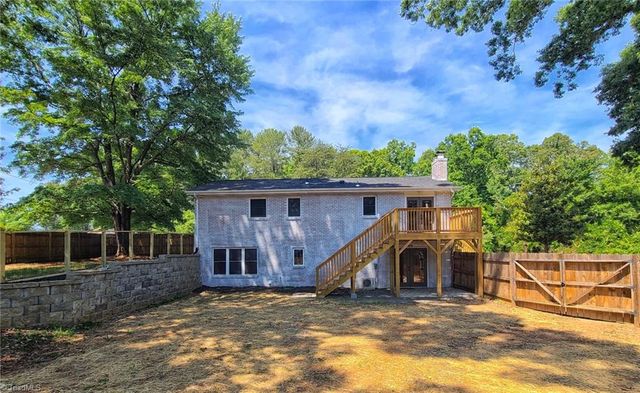 4665 Hildebrand Drive, Winston-salem, NC 27106