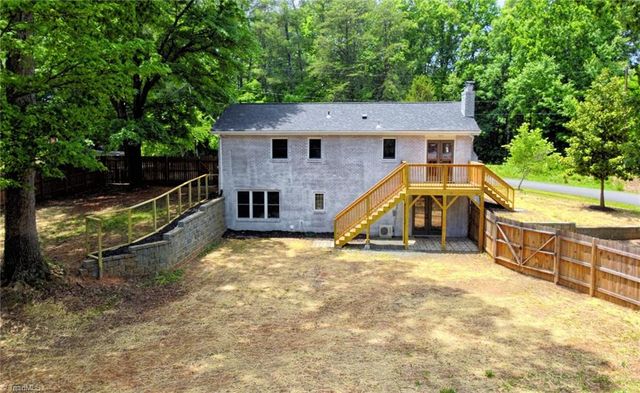 4665 Hildebrand Drive, Winston-salem, NC 27106