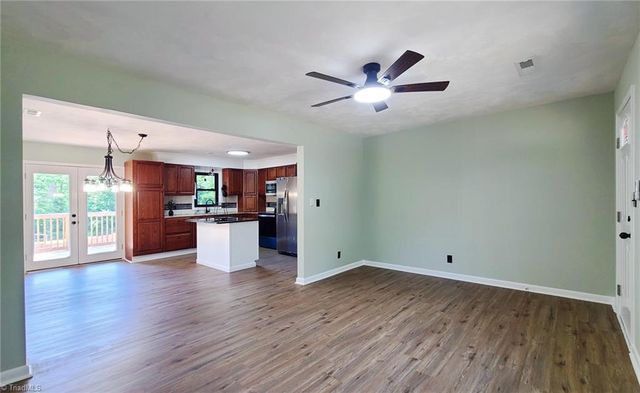 4665 Hildebrand Drive, Winston-salem, NC 27106