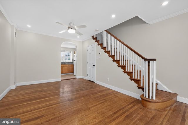 2043 S DARIEN ST, Philadelphia, PA 19148