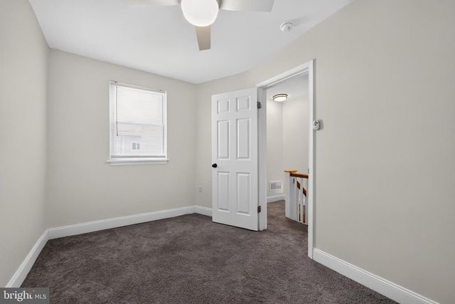 2043 S DARIEN ST, Philadelphia, PA 19148