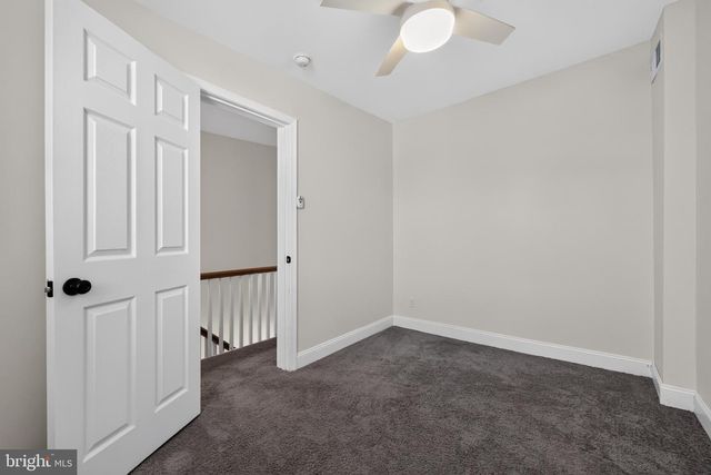 2043 S DARIEN ST, Philadelphia, PA 19148