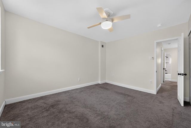 2043 S DARIEN ST, Philadelphia, PA 19148