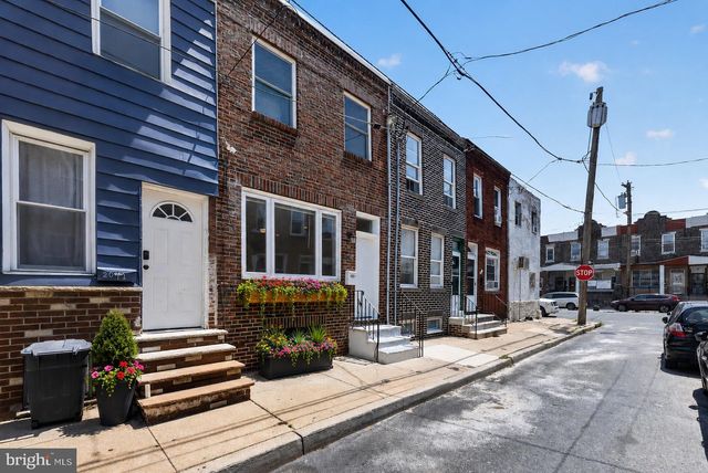 2043 S DARIEN ST, Philadelphia, PA 19148