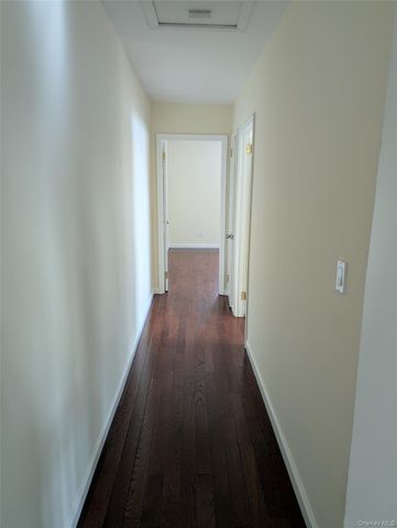 13710 64th Road, Flushing, NY 11367