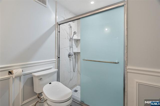 300 Winston Drive C3111, Cliffside Park, NJ 07010