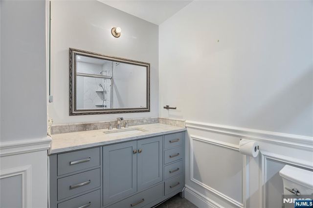 300 Winston Drive C3111, Cliffside Park, NJ 07010