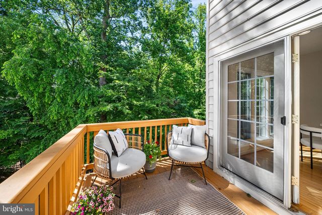 135 WOOTTON OAKS CT, Rockville, MD 20852