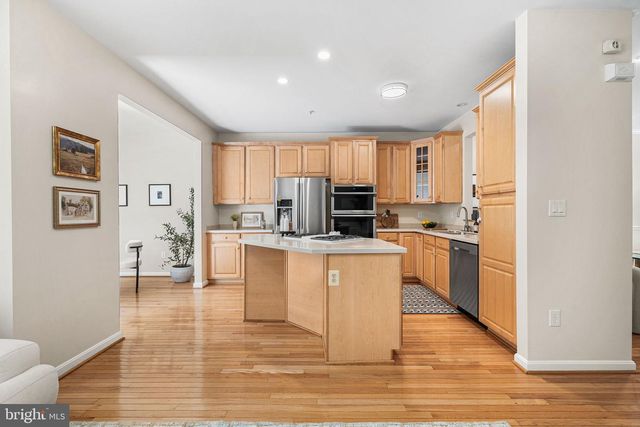 135 WOOTTON OAKS CT, Rockville, MD 20852