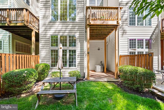 135 WOOTTON OAKS CT, Rockville, MD 20852