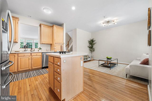 135 WOOTTON OAKS CT, Rockville, MD 20852